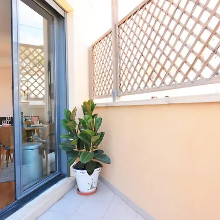 Penthouse In Old City Center By Nras Apartment