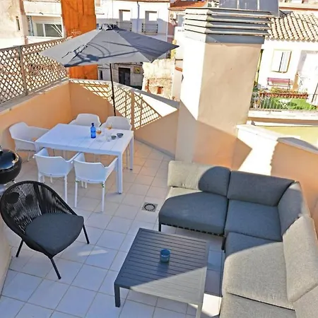 Penthouse In Old City Center By Nras Apartment