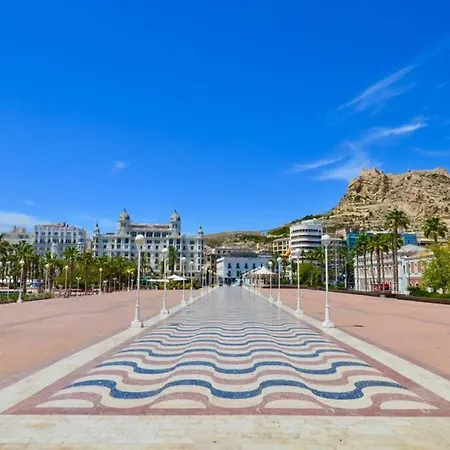 Penthouse In Old City Center By Nras * Alicante