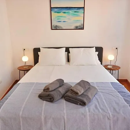 Penthouse In Old City Center By Nras Apartment