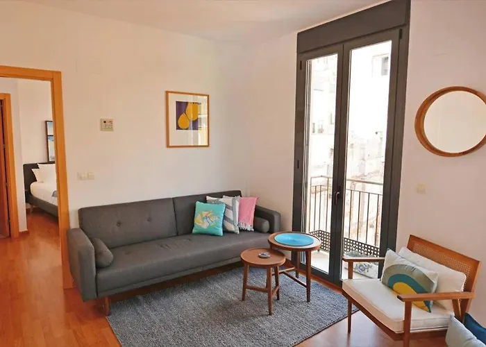 Penthouse In Old Center By Nras 아파트